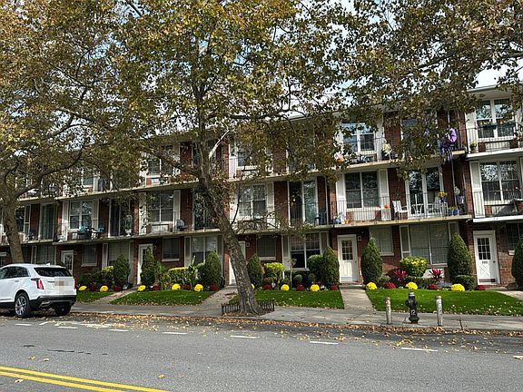 2nd image of 9979 Shore Rd APT 12B