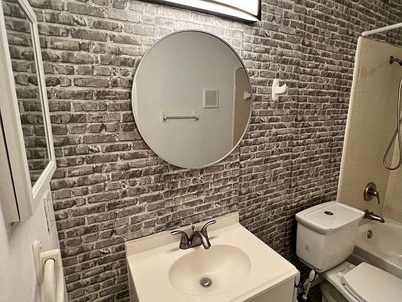3rd image of 9700 Leawood Blvd APT 1104