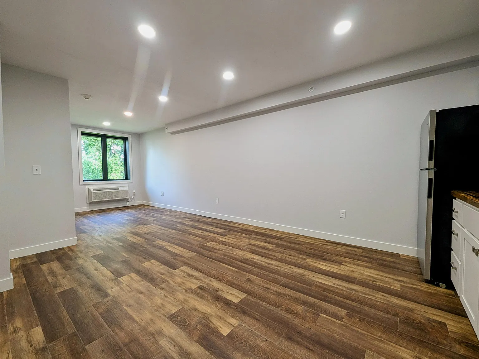 Mid North Flats at Jefferson - 23 — Photo 4