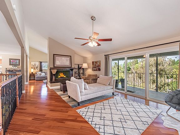 4th image of 21841 De La Luz Ave
