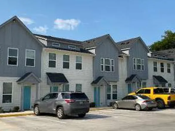 301 S Hill St, Burnet, TX 78611