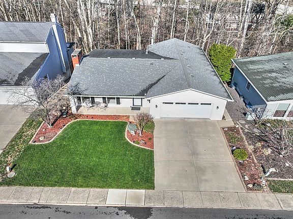 3rd image of 337 Hackberry Pl