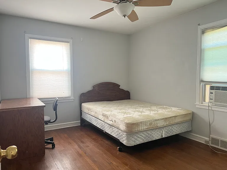 826 Robertson St #1 — Photo 2