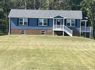 558 Smith Ln, Warsaw, VA 22572