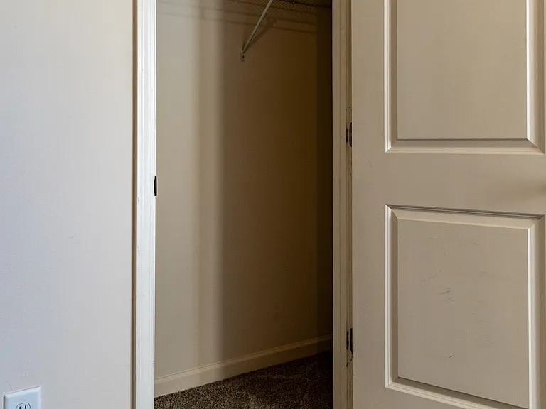 4113 Vershire Ave — Photo 31