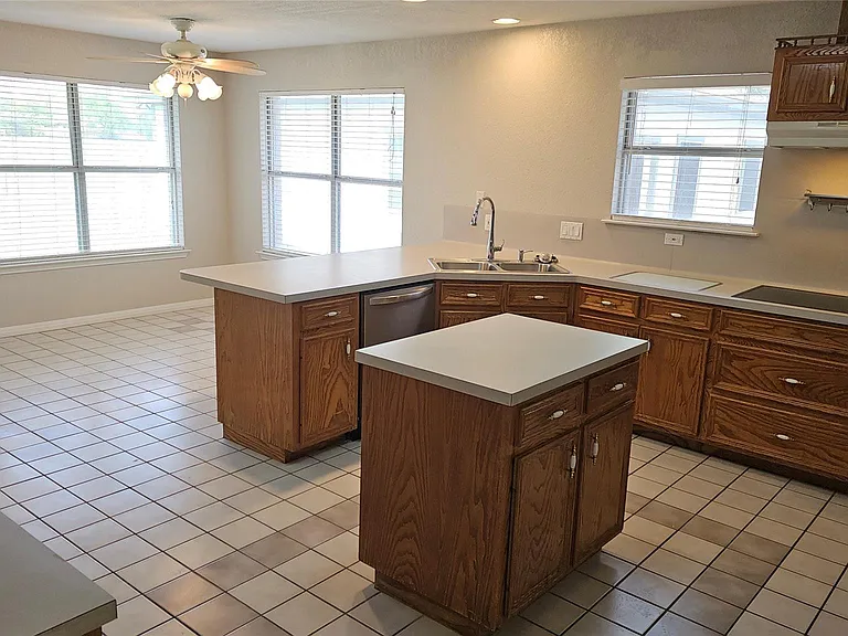 16 Brenda Ln — Photo 13