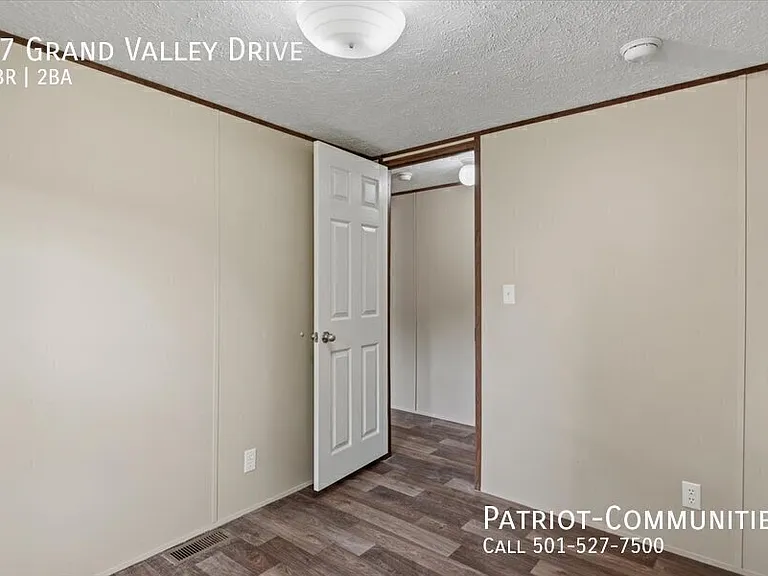 17 Grand Valley Dr — Photo 17