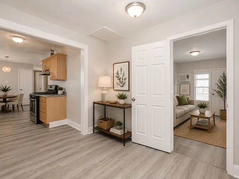 9834 Denning Dr — Photo 18