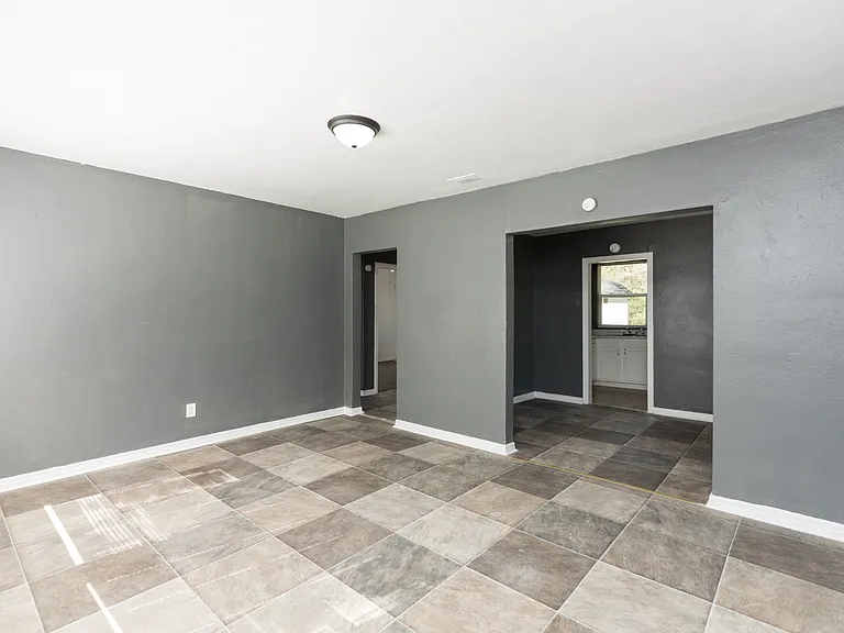 3101 3rd Street Cir N — Photo 12