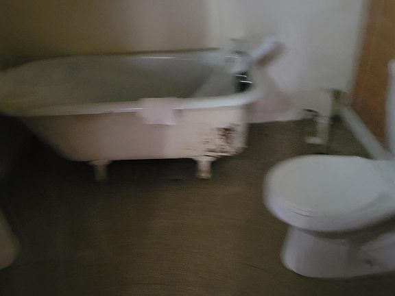 4th image of 4925 Park Ave SW