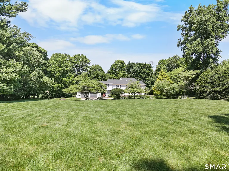 4 Wake Robin Rd — Photo 25