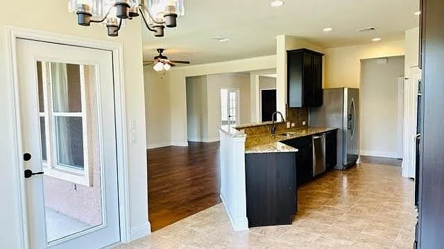215 McKittrick Ridge Rd — Photo 45
