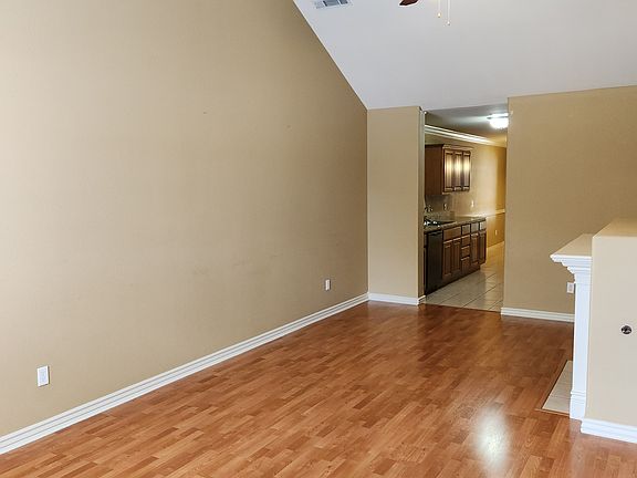 5th image of 299 Copper Oaks Dr