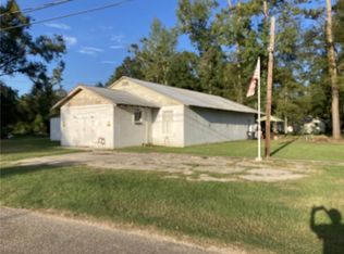 25142 Center St, Springfield, LA 70462