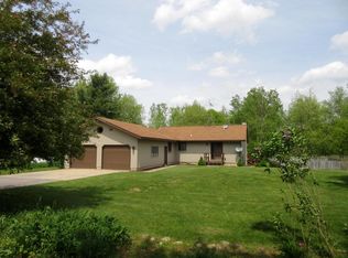 7901 Backus Rd, Greenville, MI 48838