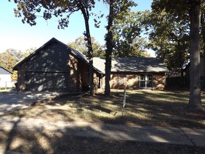 311 W 32nd St S, Sand Springs, OK, 74063