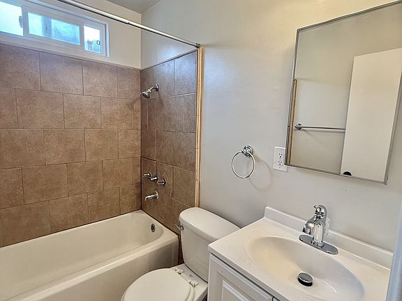 4th image of 4559 N Banner Dr #4