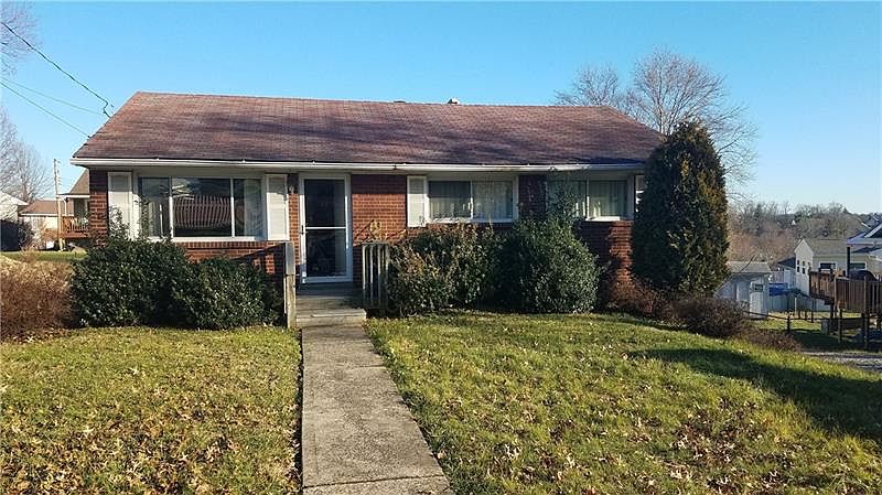 1st image of 469 Country Hills Dr