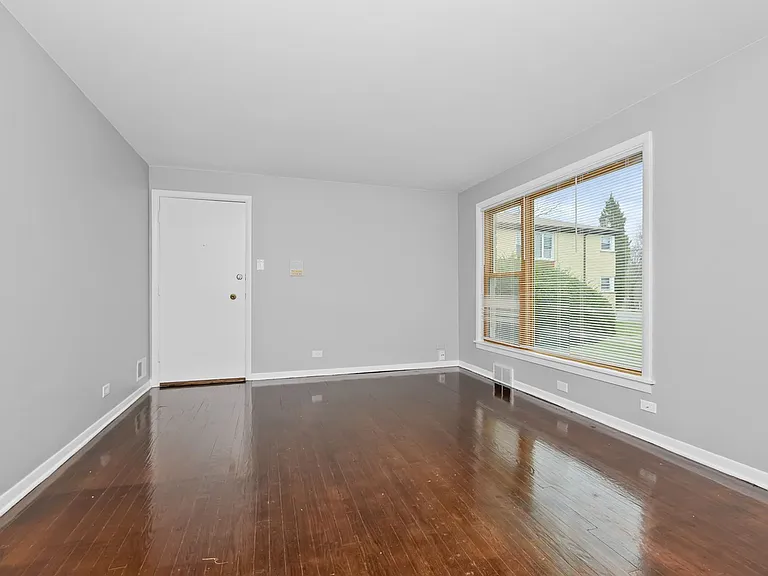 1514-20 W 99th St — Photo 7