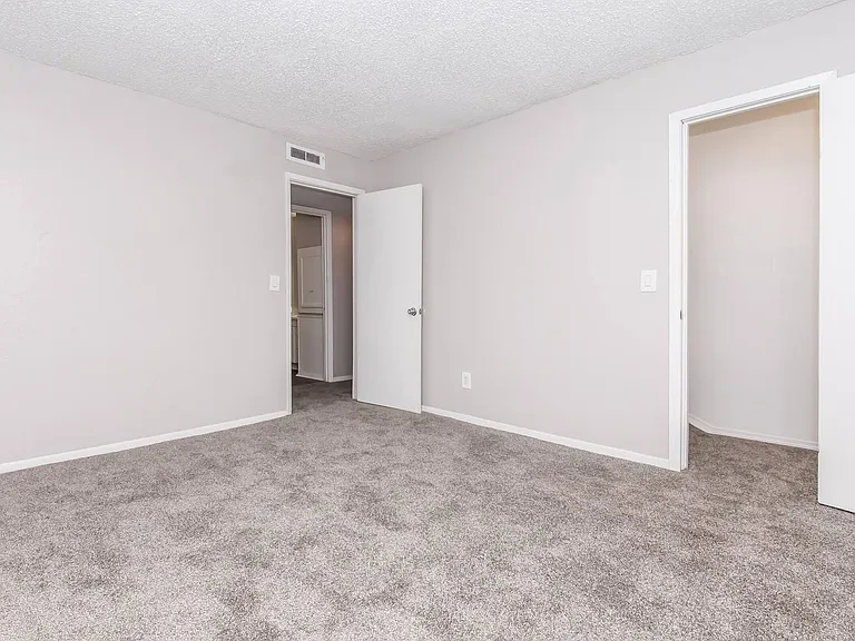5107 N Hammond Ave — Photo 26