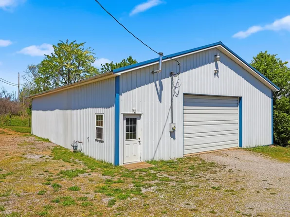817 Bellows Mill Rd, Harrodsburg, KY 40330
