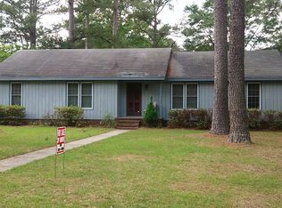 2910 Tacoma Dr, Kinston, NC 28504