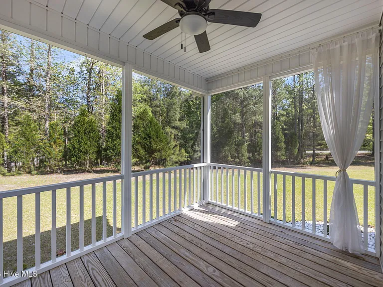 164 Bay View Dr — Photo 22