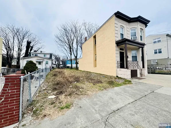 4310 Grand Ave, North Bergen, NJ 07047