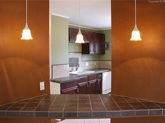 Kitchen Bar