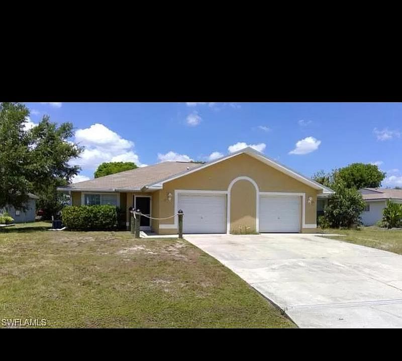 1st image of 524 SE 16th Pl #1
