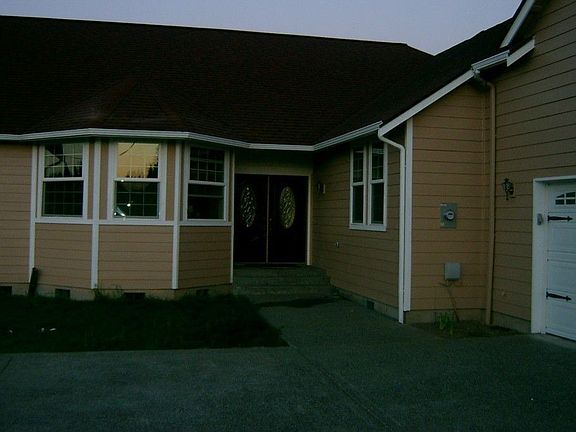 2nd image of 16725 123rd Ave SE