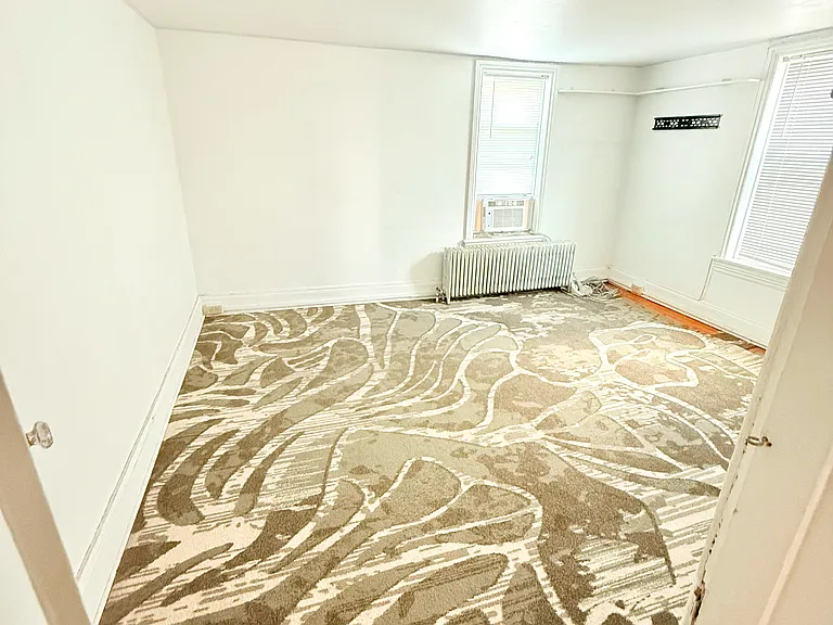 216 N Main St — Photo 9
