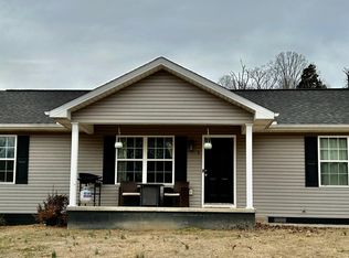 149 Oakland Rd, Maynardville, TN 37807