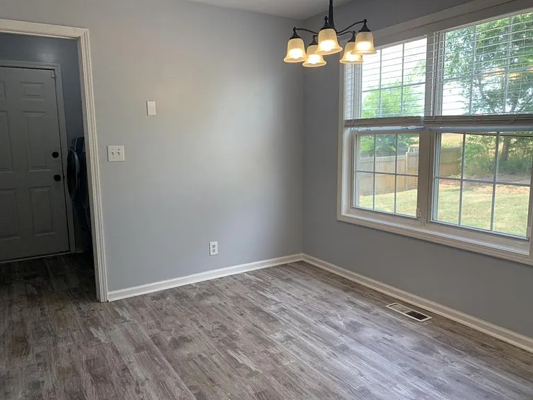 689 Artic Ave — Photo 20