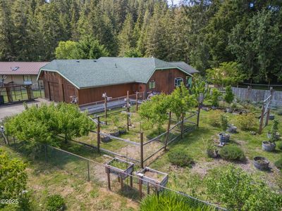824 SE Home Port Ln, Waldport, OR, 97394