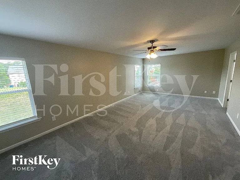 634 Conover Rd — Photo 9
