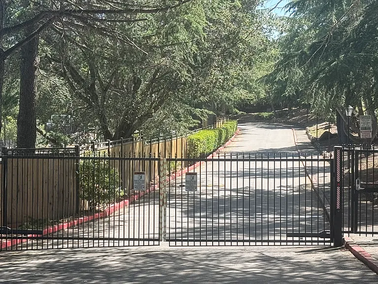 3316 Monika Ln — Photo 8