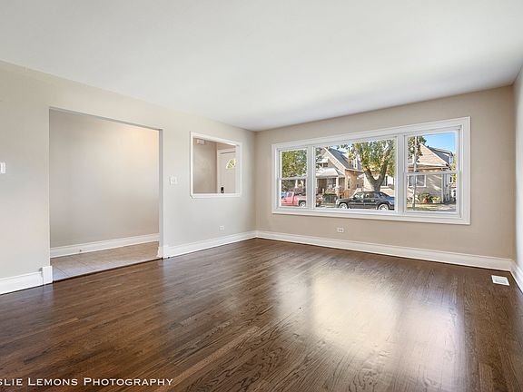 4th image of 1507 N 16th Ave