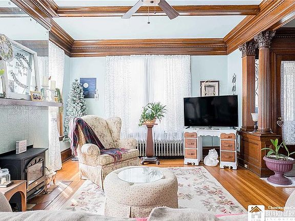 5th image of 349 Foote Ave #1