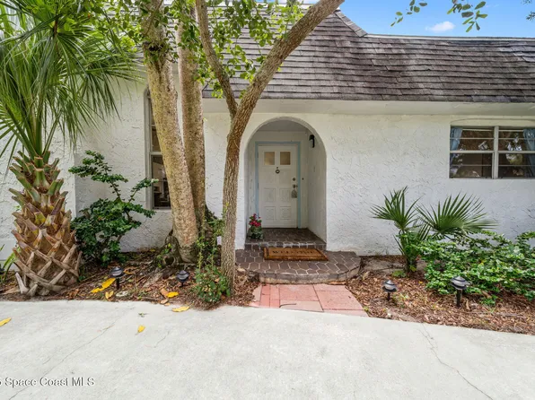 180 Ibis Dr, Melbourne Beach, FL 32951