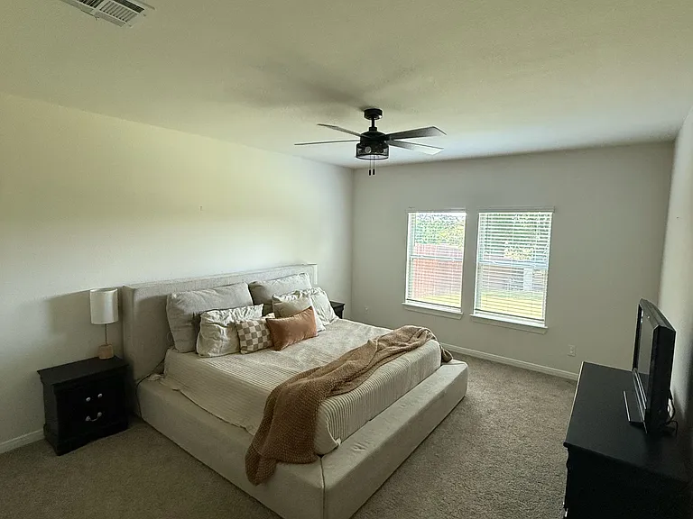 181 Hunters Way — Photo 9