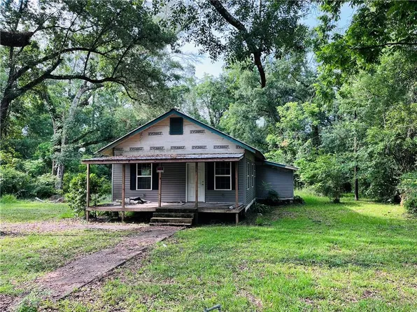 99 White St, Hammond, LA 70403
