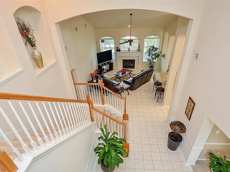 1306 Ventura Canyon Dr — Photo 34