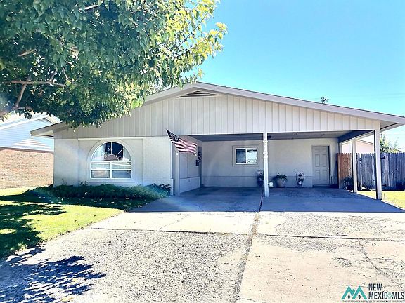 2nd image of 412 La Fonda Dr