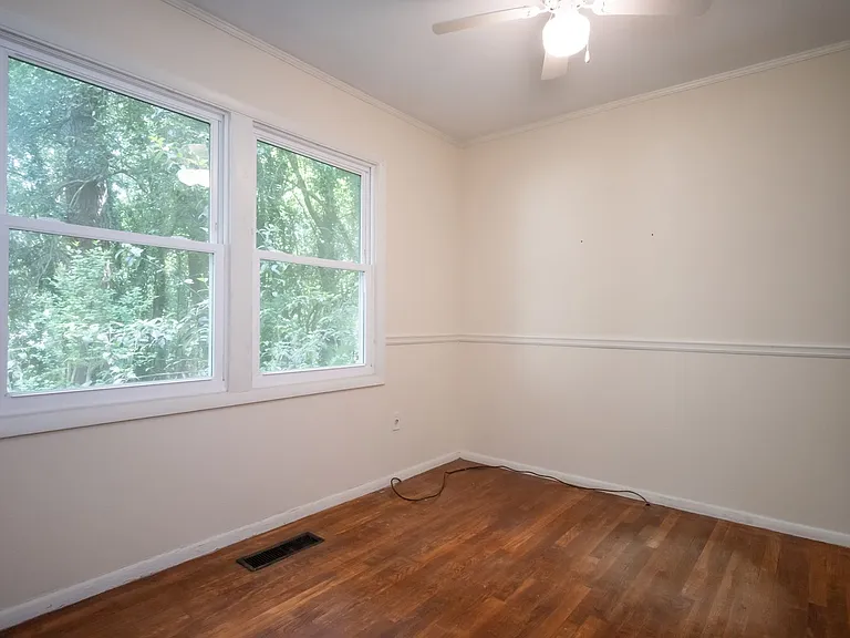 175 Habersham Way — Photo 25