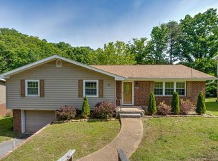 3237 Gleason Dr, Chattanooga, TN 37412