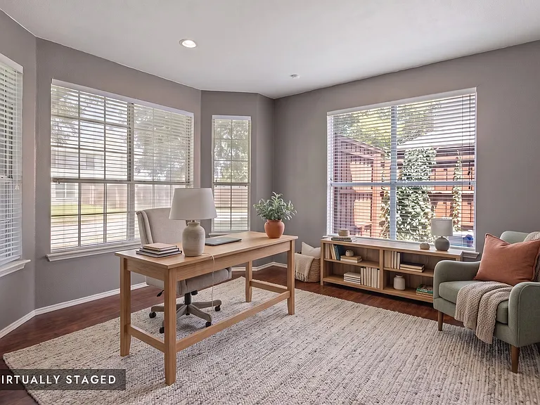 735 Yellowstone Dr — Photo 11