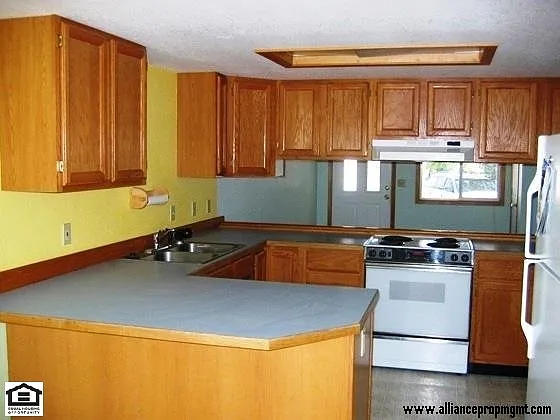 205 S Yellowstone Ave #B — Photo 3