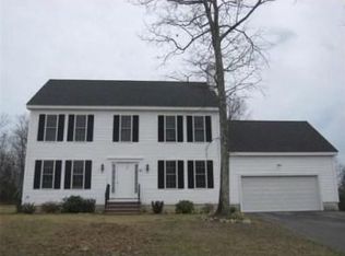 13 Haywood Cir, Mendon, MA 01756