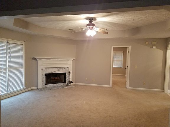 2nd image of 3504 Carrington Pl